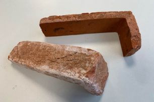 Corner piece Patina Stone red